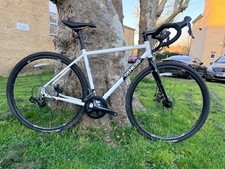 Genesis Croix De Fer