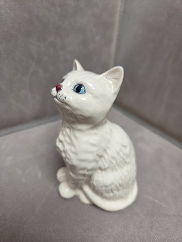 Royal doulton white persian - doulton,
