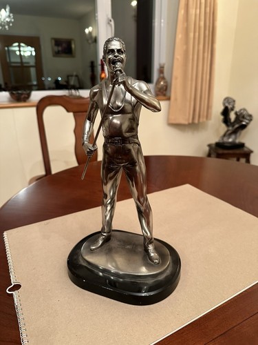 Silver dreams statue - silver,