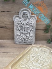 Latex Rubber Mould Large Skull