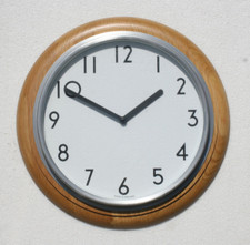 Oak Wall Clock 12.7/8"