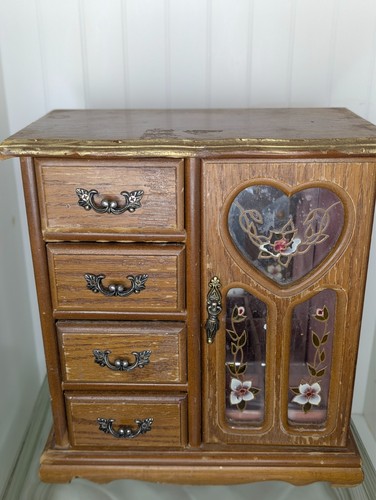 Vintage wood jewelry box with - wood,
