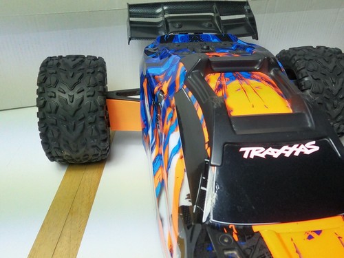 Traxxas revo 0 rear - 2.0,