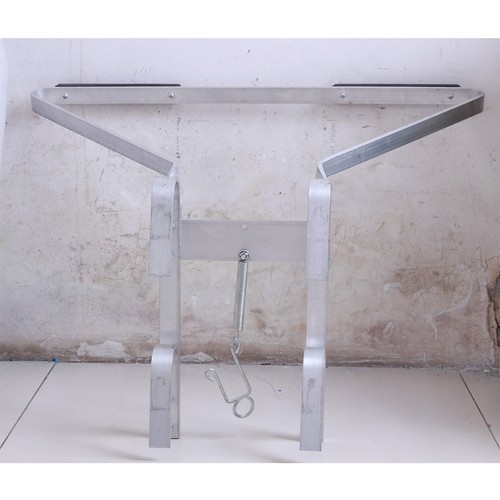 New universal ladder stand - universal,