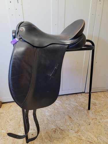 Albion legend dressage - legend, 17.5"