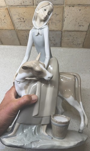 Large lladro porcelain - large,