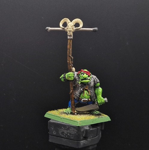 Well painted warhammer dogs - well,