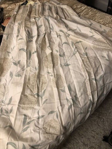 Laura ashley erin - laura,