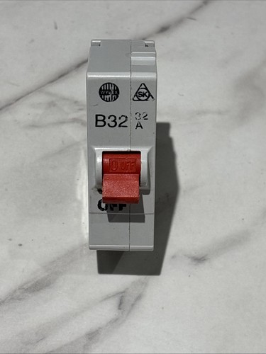 Wylex 32a b32 mcb - b32, 1-pole