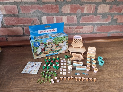 Sylvanian families village - families,