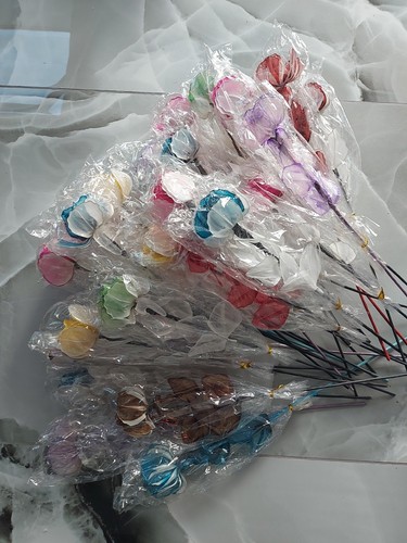 Job lot glazed roses - job, of