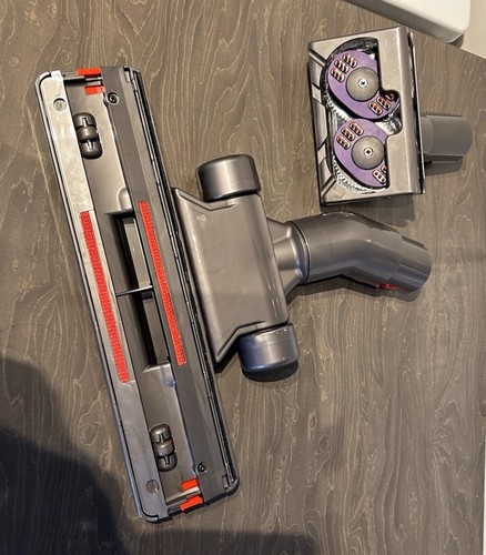 Dyson flat out head - head, tangle