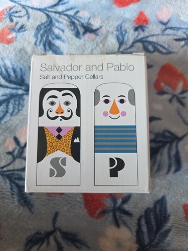 Omm designs salvador - salvador, and