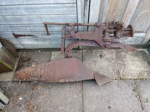 Trusty tractor plough - tractor,