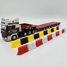 1/76 Scale Traffic/Road Works Barriers/Water Barriers OO Gauge