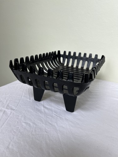 Cast iron fire basket - ,,
