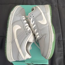 Size 9 - Nike SB Dunk Low