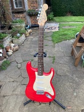 SQUIER by FENDER STRAT  very