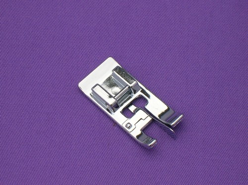 Overcasting overlocking foot - overlocking,