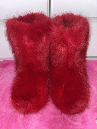 Red faux fur y2k - red,