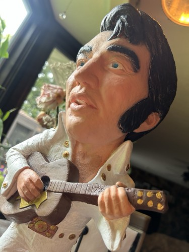Esco elvis presley statue - -,