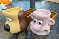 Vintage Collectable Wallace & Gromit Kingsmill Egg Cup And Soldier Toast Racks