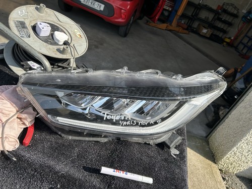 Toyota yaris mk4 left led - n/s,
