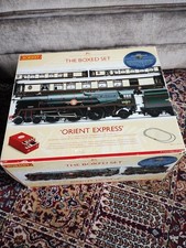 Hornby R1038 Orient Express OO