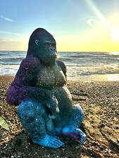 LIFE SIZED SILVERBACK GRAFFITI GORILLA GARDEN STATUE BY DANIEL LAURENCE