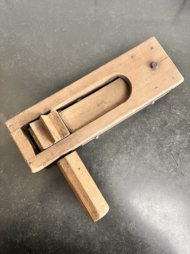 Wwii wooden gas rattle - gas,