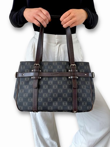Vintage loewe anagram - loewe,