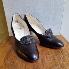 1920/30's Women's Stead and