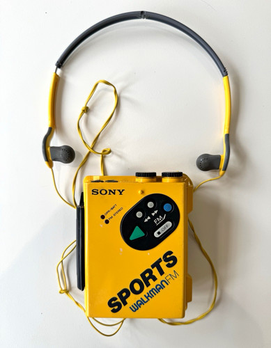Sony sports walkman - walkman, wm-f5