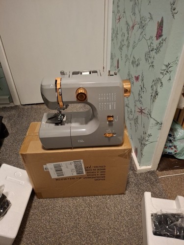 Egl 700compact sewing machine - 700compact,
