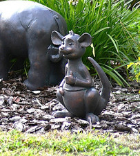 Small Winnie the pooh Roo