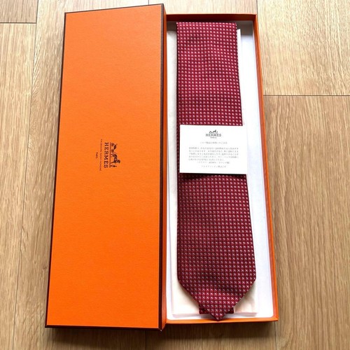 New unused hermes neck - unused, red