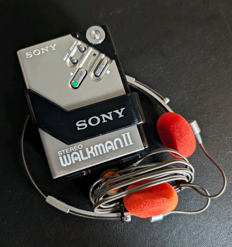 Sony walkman stereo - walkman, ii