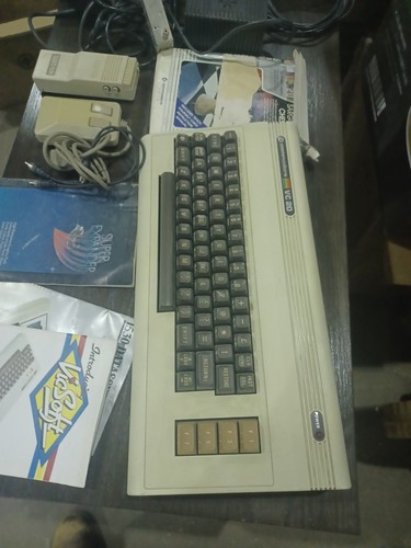 Commodore bundle job lot - vc,