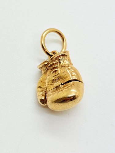 9ct yellow solid - gold, opening
