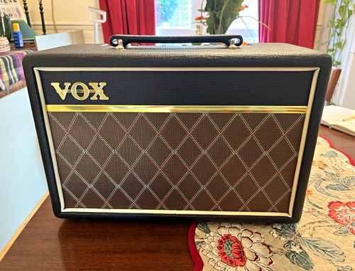 Vox pathfinder 10w solid - vox,