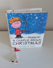 Mini hardback ~ Peanuts - A Charlie Brown Christmas + heavy Christmas tree charm