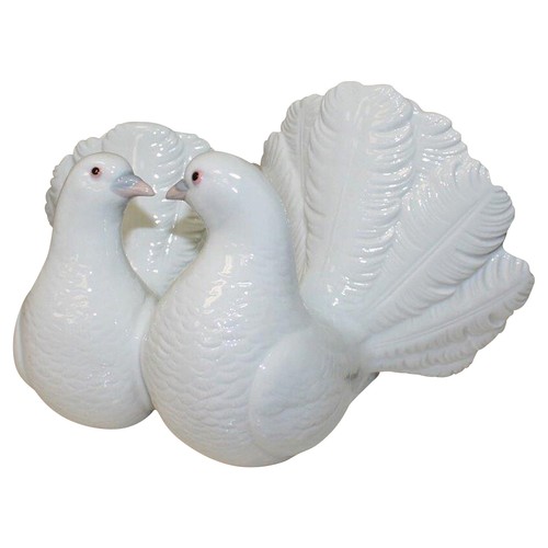 Lladro figurine couple of - lladro,