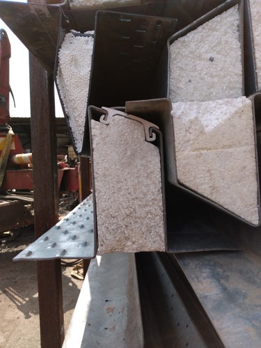 Heavy duty cavity steel lintel - heavy,