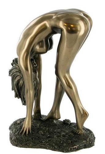 Naomi nude bronze - naomi,