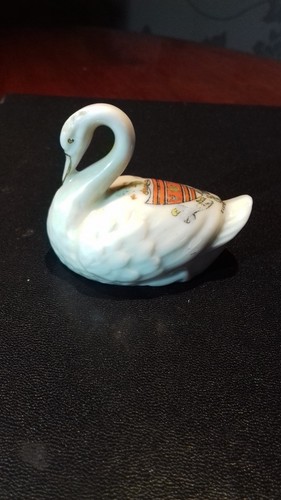 Vintage crested china - crested, swan