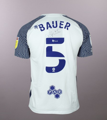 Patrick bauer match worn hand - patrick,