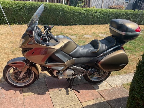 Honda deauville 700 - deauville, motorcycle