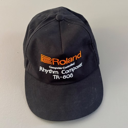 Pleasures roland 808 - x, hat