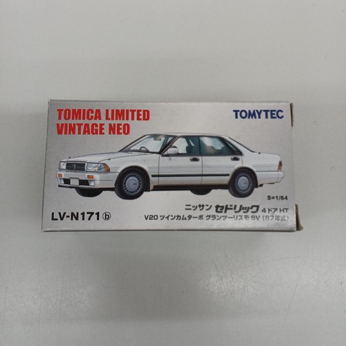 Tomy tec nissan cedric - tomy,