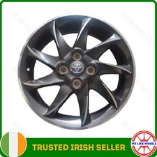 1 x Excellent Genuine Toyota Yaris Hybrid Podium 15'' Alloy Wheel.  PZ406-B067B